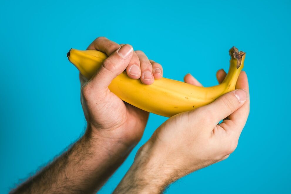 Ćwiczenia w celu zwiększenia penisa na przykład banana